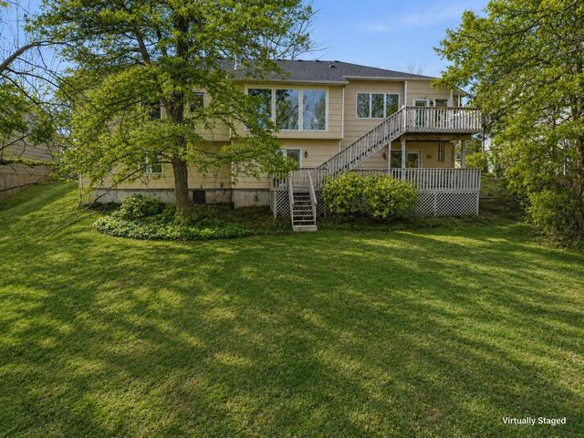 2412 HILLSHIRE DR, Columbia, MO 65203