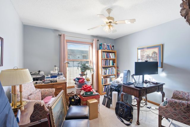 2412 HILLSHIRE DR, Columbia, MO 65203