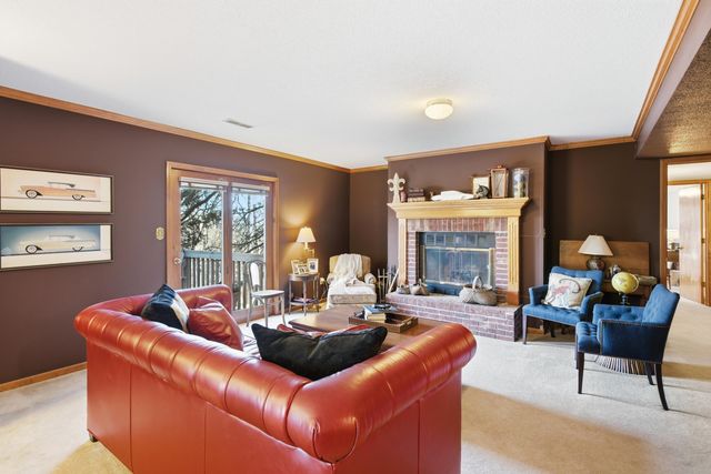 2412 HILLSHIRE DR, Columbia, MO 65203