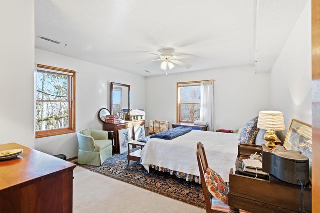 2412 HILLSHIRE DR, Columbia, MO 65203