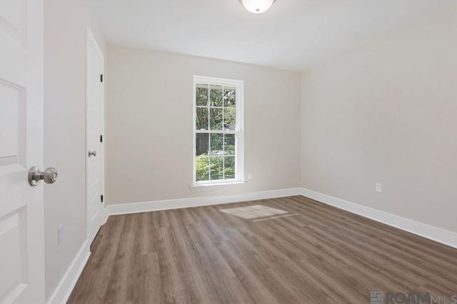 10159 Ridgely Dr, Baton Rouge, LA 70809