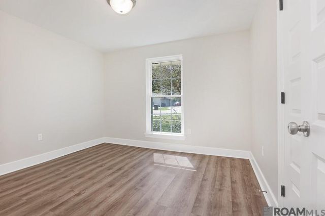 10159 Ridgely Dr, Baton Rouge, LA 70809