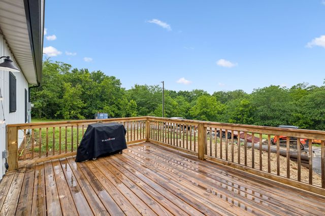1183 Saddle Tree Rd, Ashland City, TN 37015