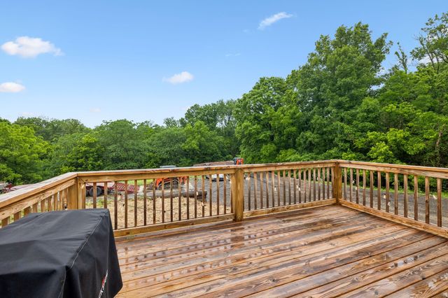 1183 Saddle Tree Rd, Ashland City, TN 37015