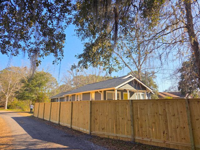 728 Riverland Drive, Charleston, SC 29412