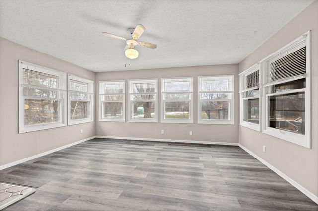 6649 Kentucky Avenue N, Brooklyn Park, MN 55428