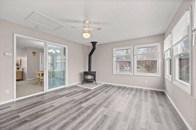 6649 Kentucky Avenue N, Brooklyn Park, MN 55428