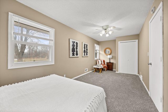 6649 Kentucky Avenue N, Brooklyn Park, MN 55428