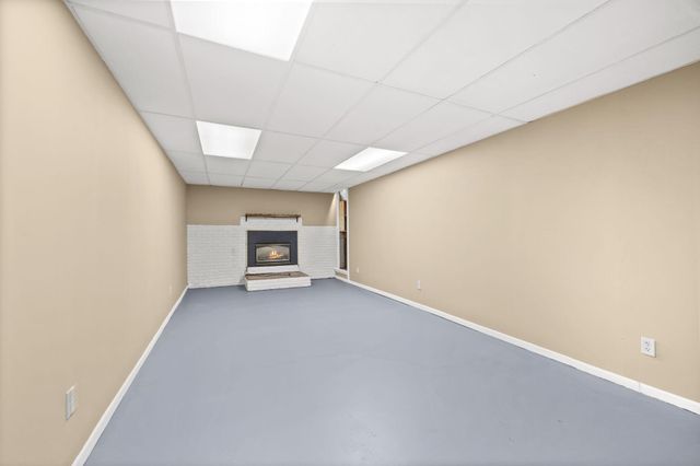 6649 Kentucky Avenue N, Brooklyn Park, MN 55428