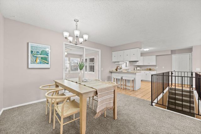 6649 Kentucky Avenue N, Brooklyn Park, MN 55428