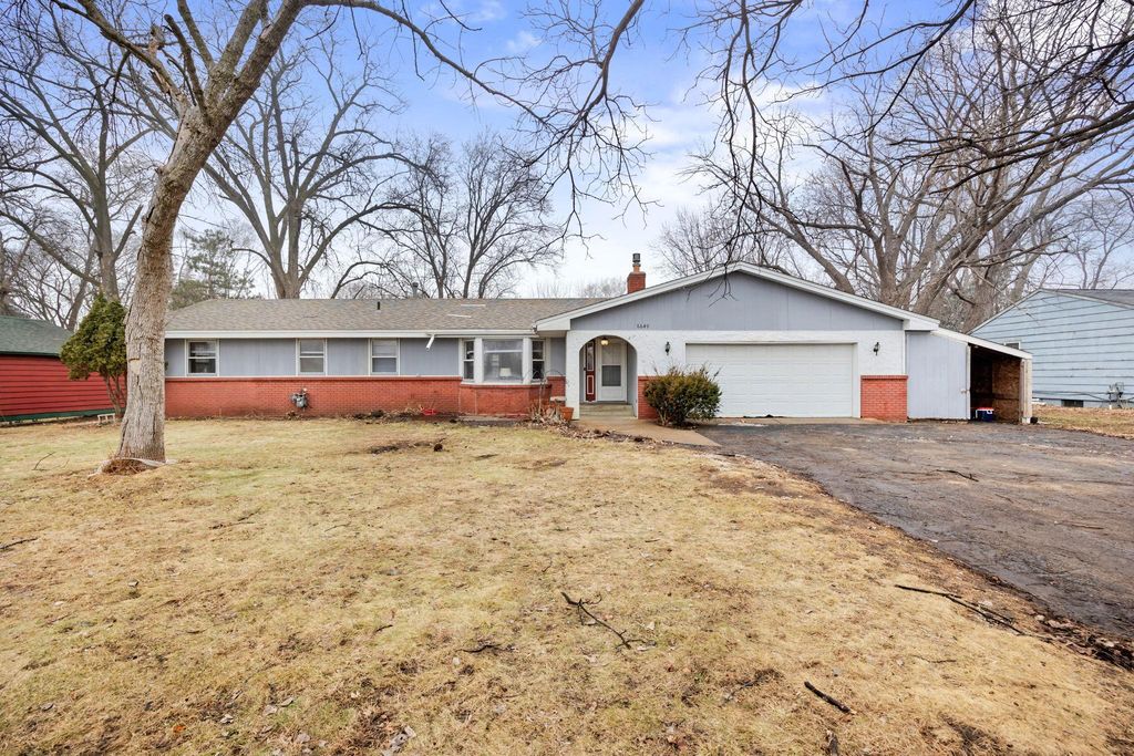 6649 Kentucky Avenue N, Brooklyn Park, MN 55428