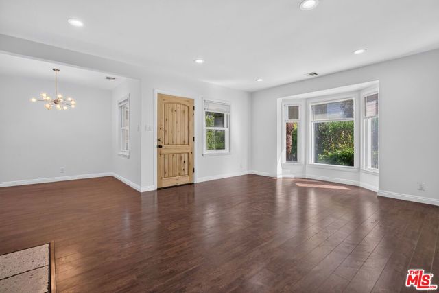 1913 N Manning Street, Burbank, CA 91505