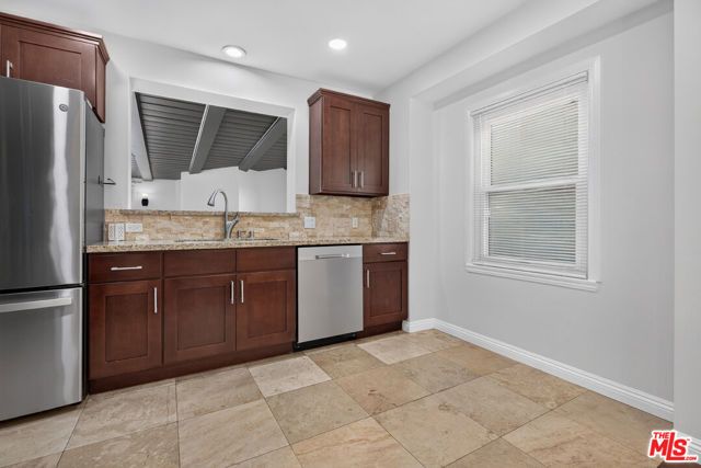 1913 N Manning Street, Burbank, CA 91505