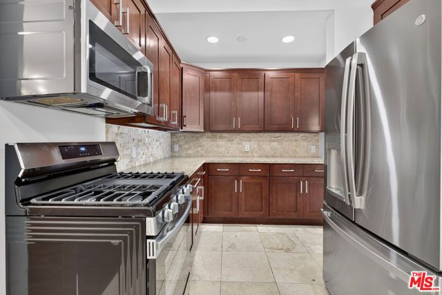 1913 N Manning Street, Burbank, CA 91505