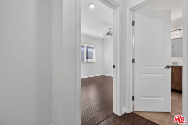 1913 N Manning Street, Burbank, CA 91505