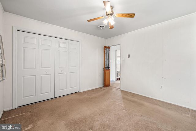 802 RICHWILL LN, York, PA 17404