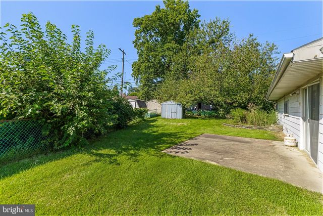 802 RICHWILL LN, York, PA 17404