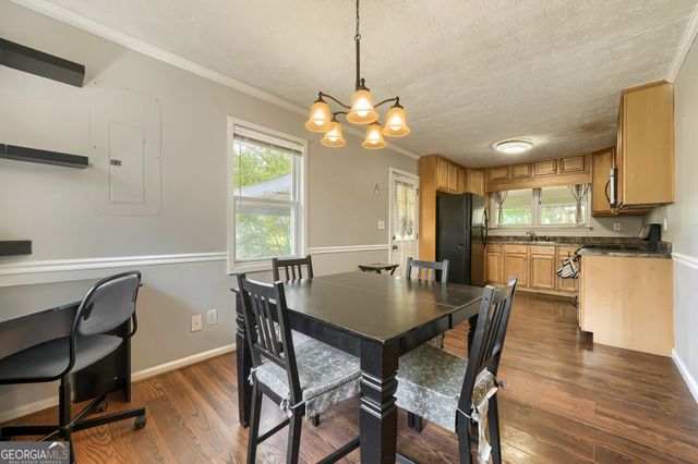 8504 Meadowbrook Drive, Douglasville, GA 30134