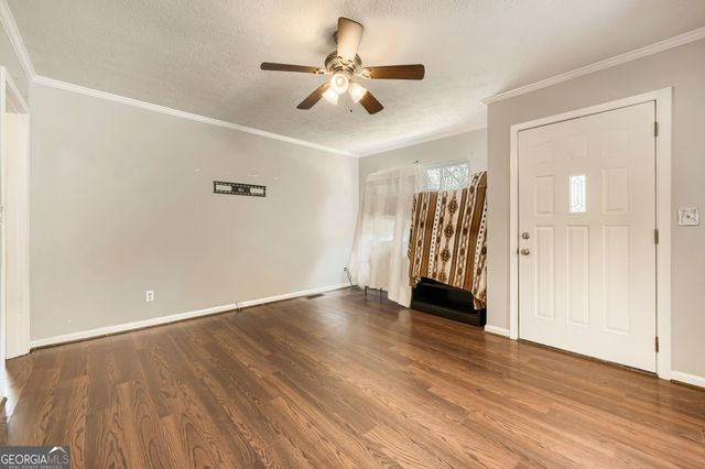 8504 Meadowbrook Drive, Douglasville, GA 30134