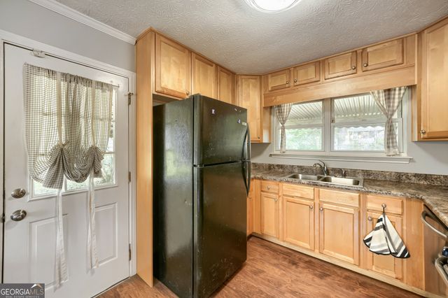 8504 Meadowbrook Drive, Douglasville, GA 30134