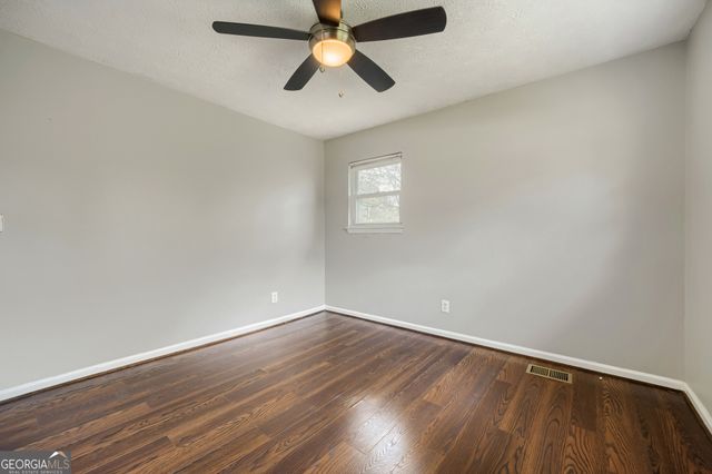 8504 Meadowbrook Drive, Douglasville, GA 30134
