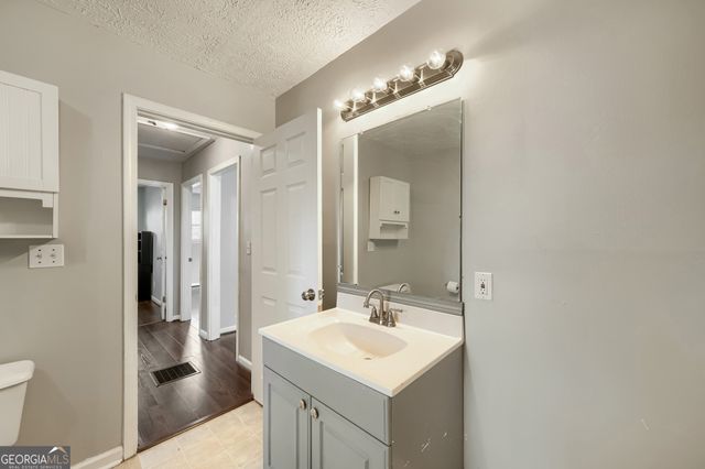 8504 Meadowbrook Drive, Douglasville, GA 30134