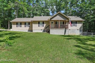 122 Jay Loop, Jamestown, TN 38556