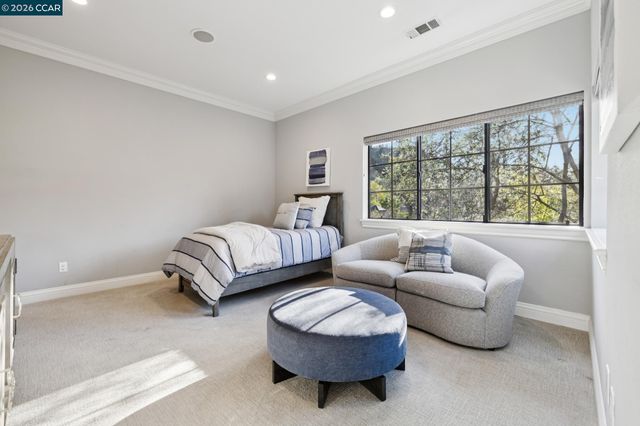 25 Woodland Dr, Alamo, CA 94507