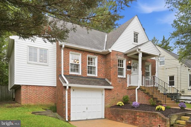 4704 8TH RD N, Arlington, VA 22203
