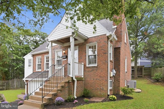 4704 8TH RD N, Arlington, VA 22203