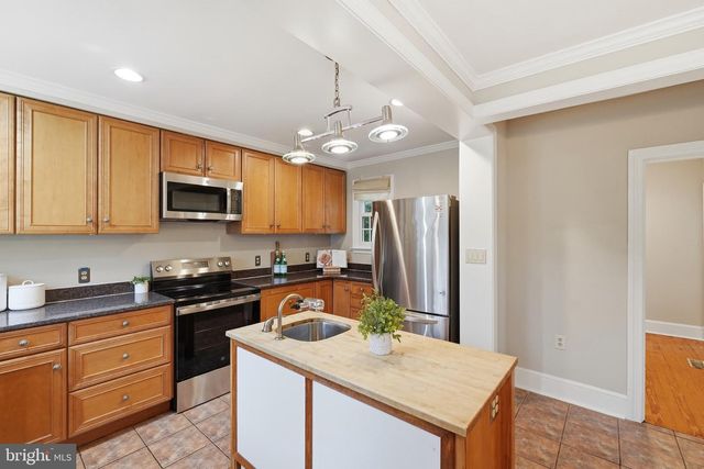4704 8TH RD N, Arlington, VA 22203
