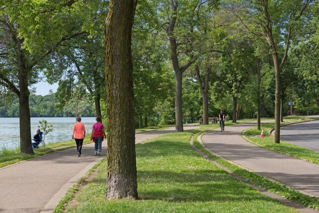 3845 Lynn Avenue, Saint Louis Park, MN 55416