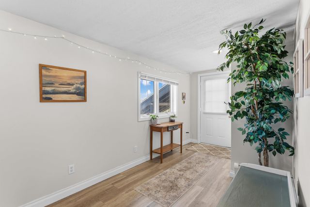 13 Clinton Street, Concord, NH 03301