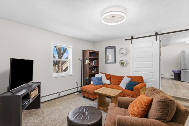 13 Clinton Street, Concord, NH 03301