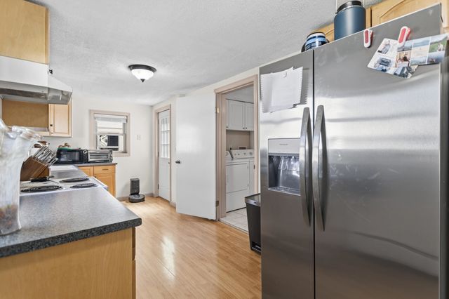 13 Clinton Street, Concord, NH 03301