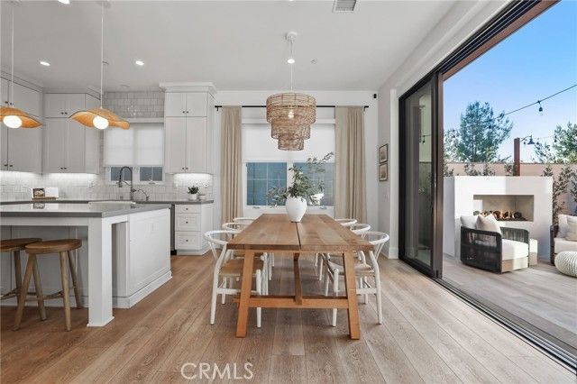 103 Vigna, Irvine, CA 92602