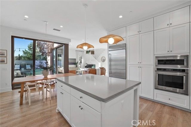 103 Vigna, Irvine, CA 92602