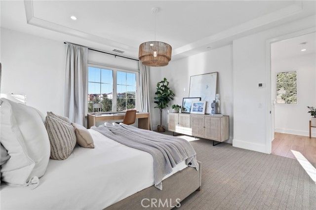 103 Vigna, Irvine, CA 92602