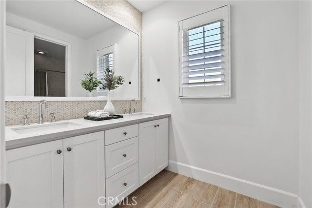 103 Vigna, Irvine, CA 92602