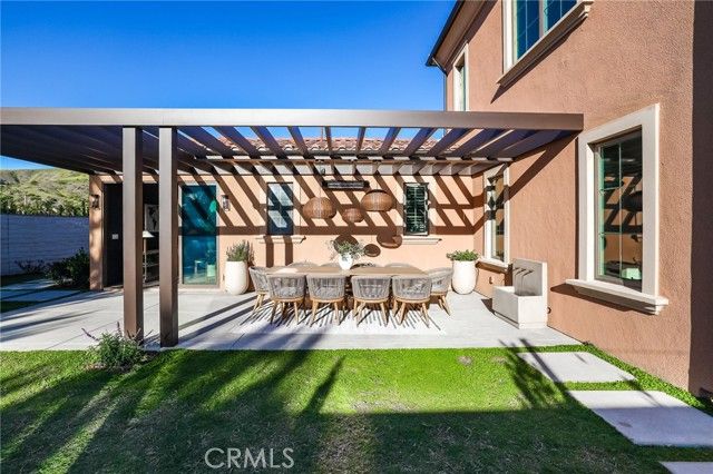 103 Vigna, Irvine, CA 92602