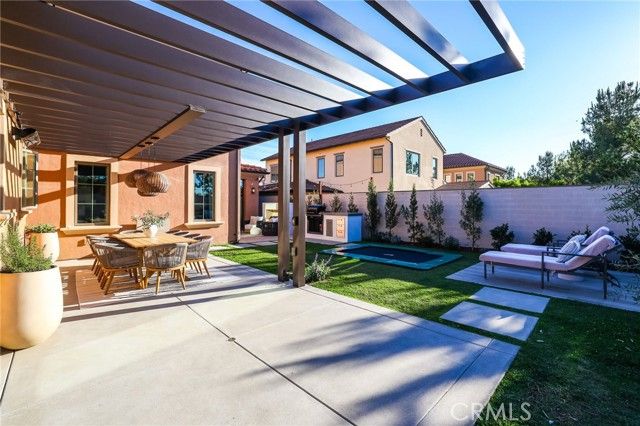 103 Vigna, Irvine, CA 92602