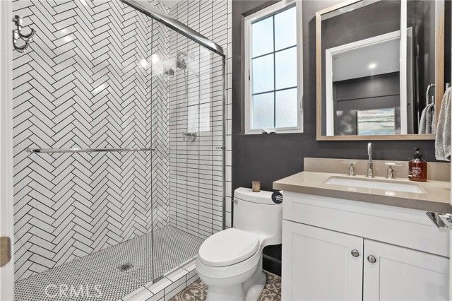 103 Vigna, Irvine, CA 92602