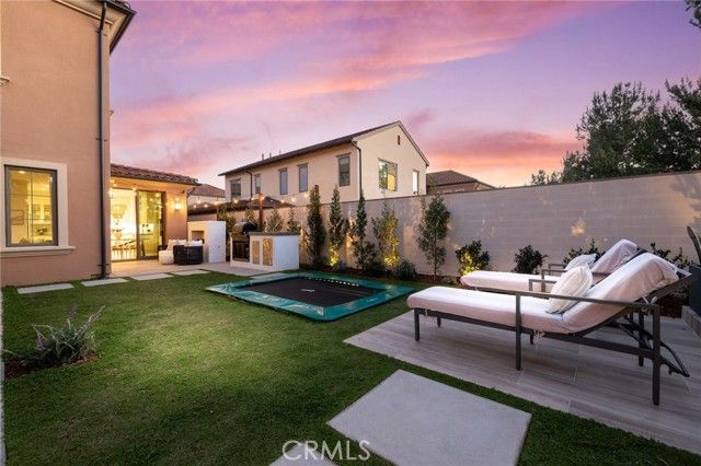 103 Vigna, Irvine, CA 92602