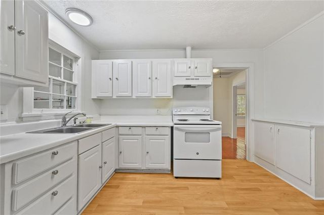 921 Rowland Street, Clarkston, GA 30021