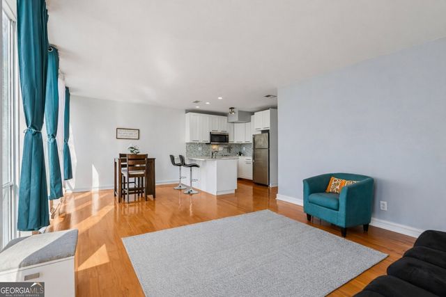 287 14th Street NW 17, Atlanta, GA 30318