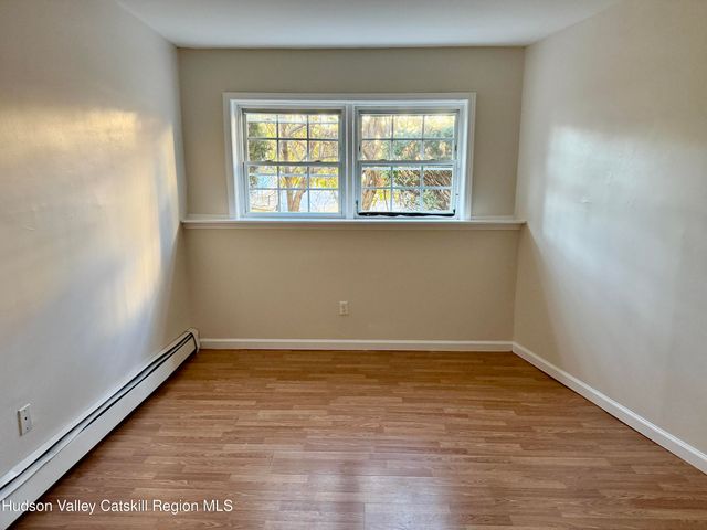 16-1 Huguenot Street, New Paltz, NY 12561