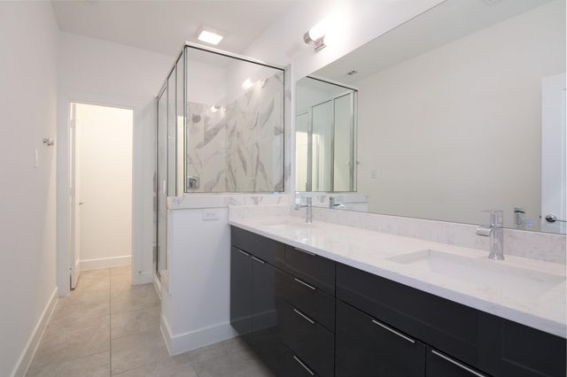 462 S Centro Circle, Shenandoah, TX 77385