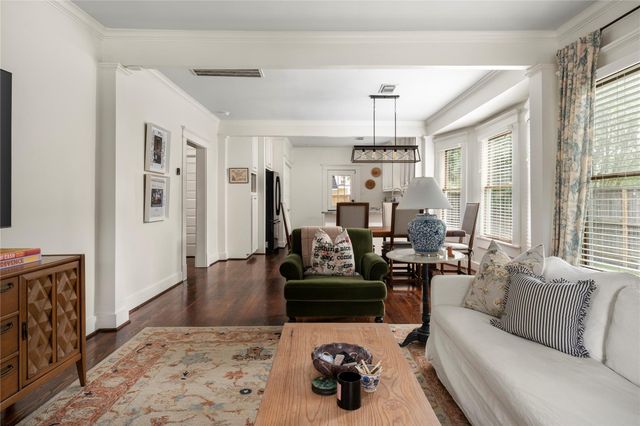 602 Aurora Street, Houston, TX 77008