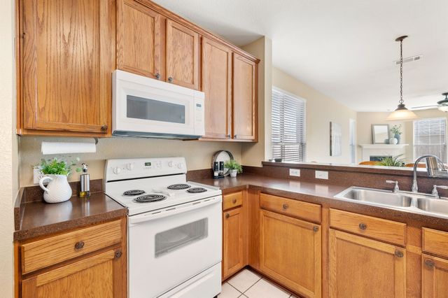 337 Turquoise Drive, Fort Worth, TX 76131