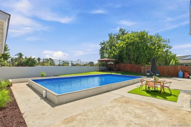 1598 Woodlark Ct, Chula Vista, CA 91911